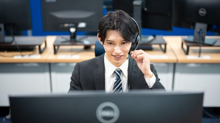 写真：社内 4